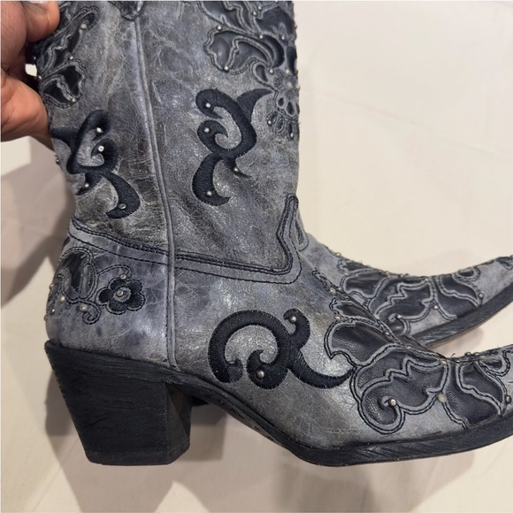Corral Women's Black Studded Inlay Embroidered square toe Western Boots - Picture 5 of 9